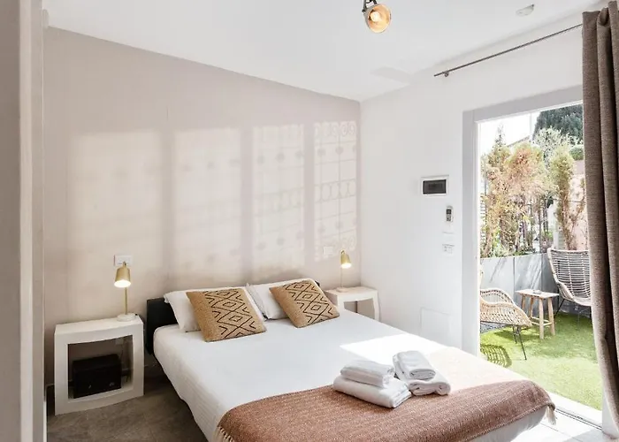 Maison D' Orange - Bed & Breakfast